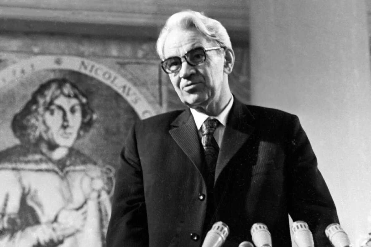    Президент АН СССР Мстислав Келдыш.