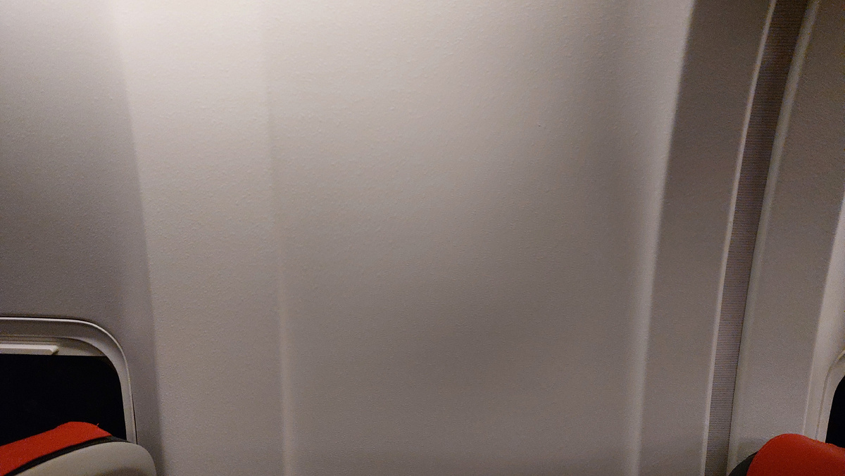 Стена вместо окна