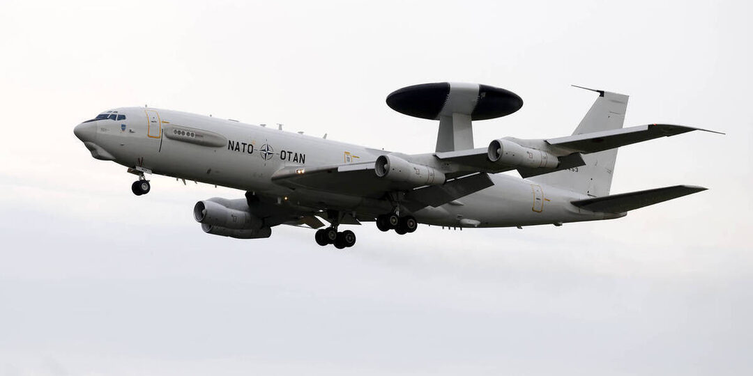 Над Черным морем кружил самолет-разведчик страны НАТО