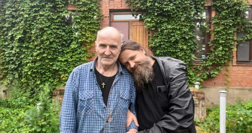 «Я ВСЯКИХ СТАРИЧКОВ ЧИТАЮ»