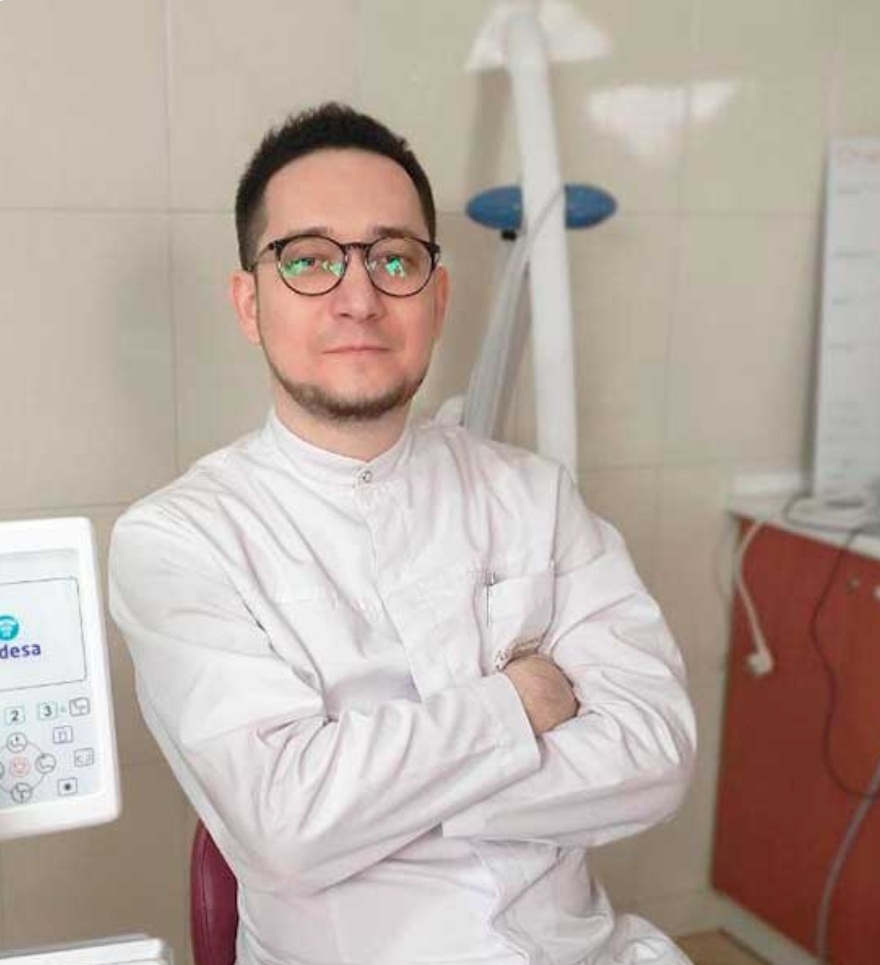 Аймалетдинов Денис Рашидович - стоматолог, хирург, имплантолог, ортопед