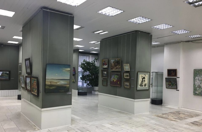 Большой зал картинной галереи им. Федотова. Фото из открытых источников