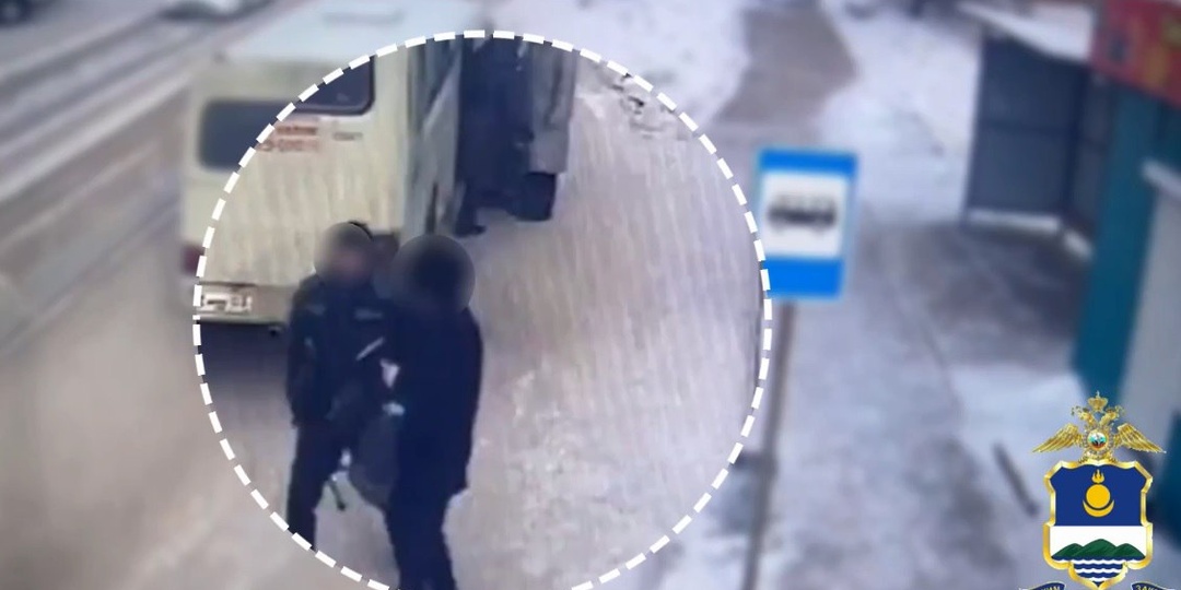 В Улан-Удэ пассажир маршрутки обчистил водителя