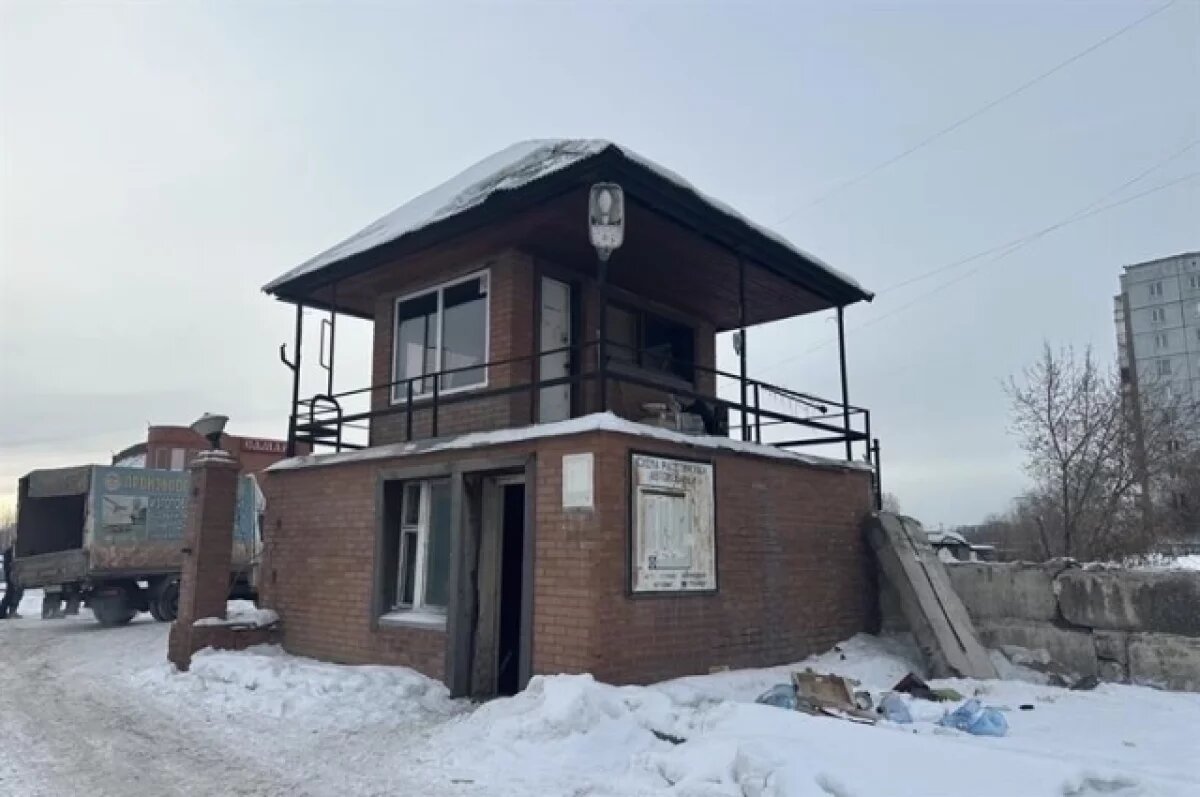    Незаконную парковку снесли в Советском районе Красноярска