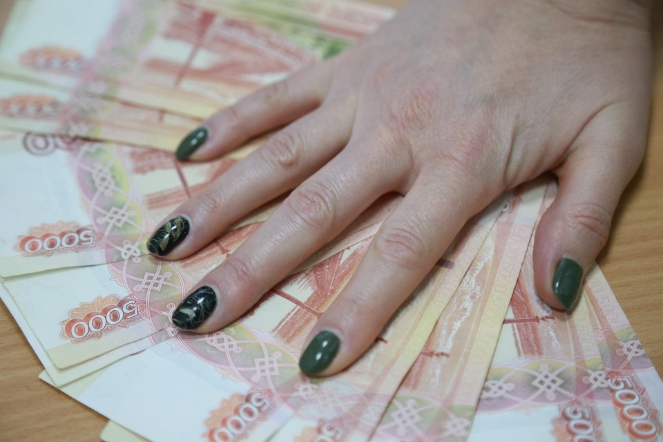    За предыдущий год прирост средств на вкладах в крае составил 18,5% Олег УКЛАДОВ