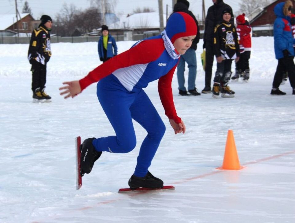   14 февраля. Барнаул. Стадион "Клевченя". Всероссийские массовые соревнования по конькобежному спорту "Лёд надежды нашей"