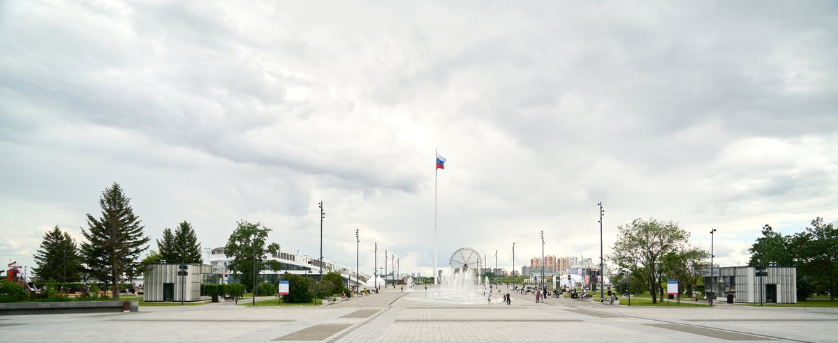 Благовещенск, "Трибуна-Холл"