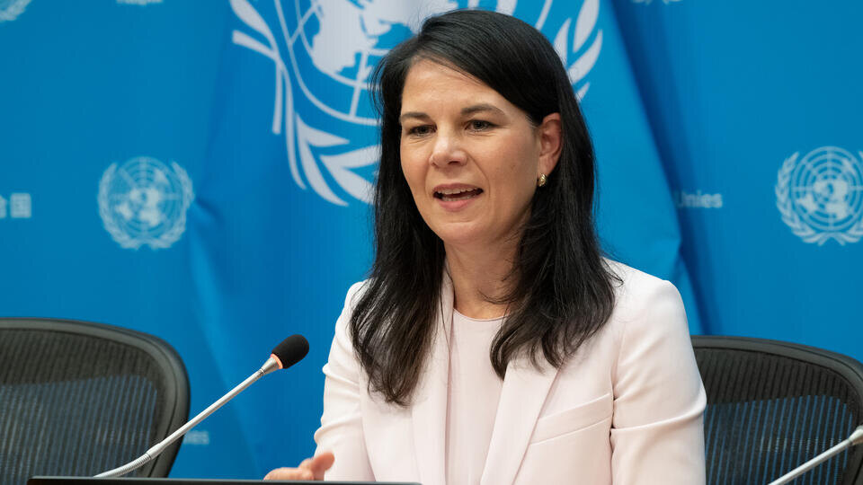     Захарова: Бербок избрали председателем ГА ООН, чтобы стереть память о ВОВ www.globallookpress.com/Evan Schneider/XinHua