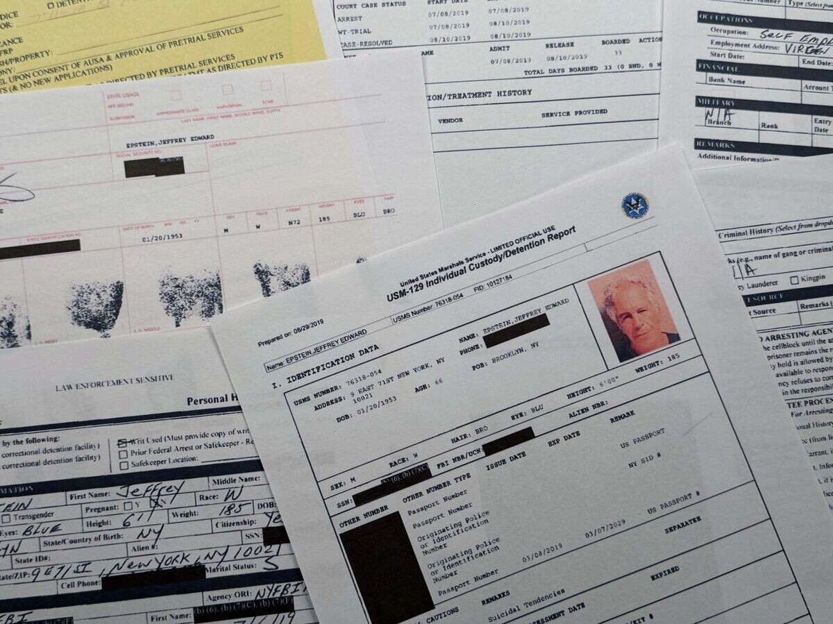   Документы, опубликованные Министерством юстиции США по делу Джеффри Эпштейна | © AP Photo / Jon Elswick