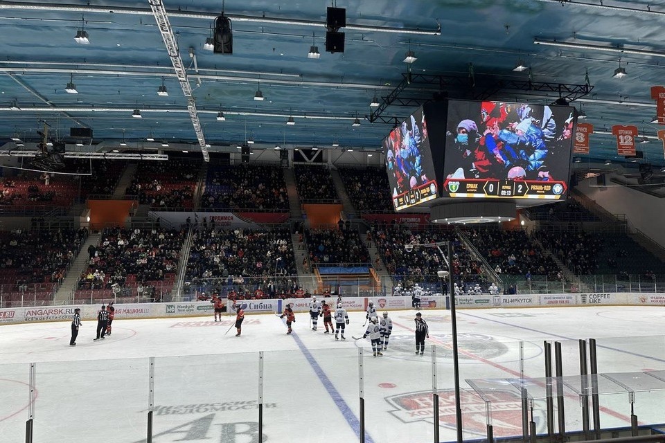    Иркутск примет финал Высшей лиги по хоккею с мячом в марте. Анастасия КУРЕНОВА
