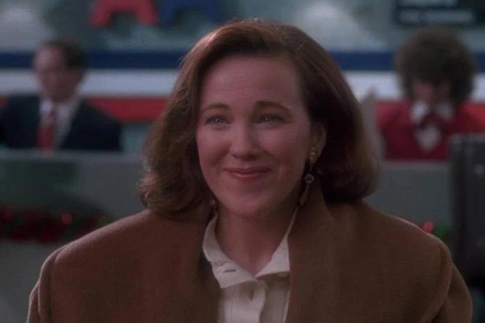 Обложка © «Один дома» (1990), реж. Крис Коламбус, сценарист Джон Хьюз / Kinopoiskatomic:embed 0
