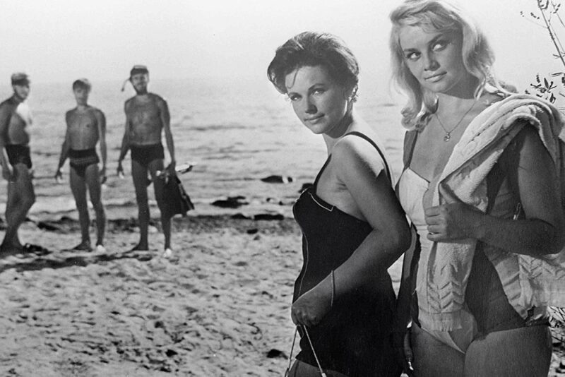    Наталья Фатеева и Наталья Кустинская в фильме «Три плюс два» (1963), «заклятые подруги» в жизни.