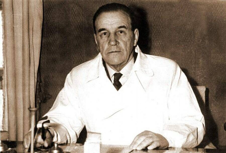 Фото взято у историк.рф, на фото: Александр Николаевич Бакулев