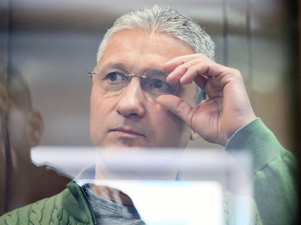    Бывший заместитель главы Минобороны РФ Тимур Иванов в суде | © РИА Новости / Илья Питалев