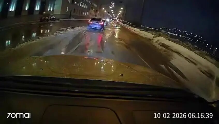    Фото: кадр видео в тг-канале «Мегаполис | ДТП и ЧП | Санкт-Петербург | Питер»