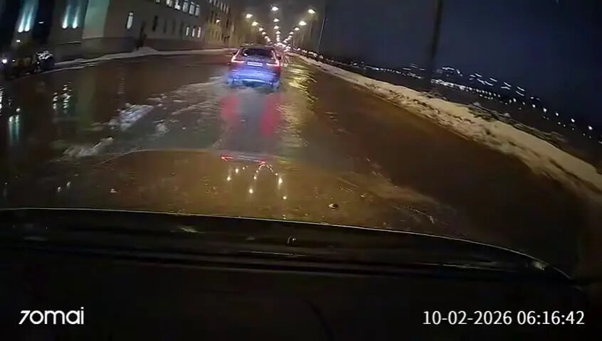    Фото: кадр видео в тг-канале «Мегаполис | ДТП и ЧП | Санкт-Петербург | Питер»