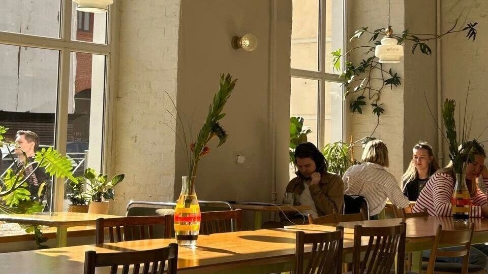    Эксперты объясняют: рынок крупных городов насыщен, потребительский спрос стал сдержанным   inkazan.ru