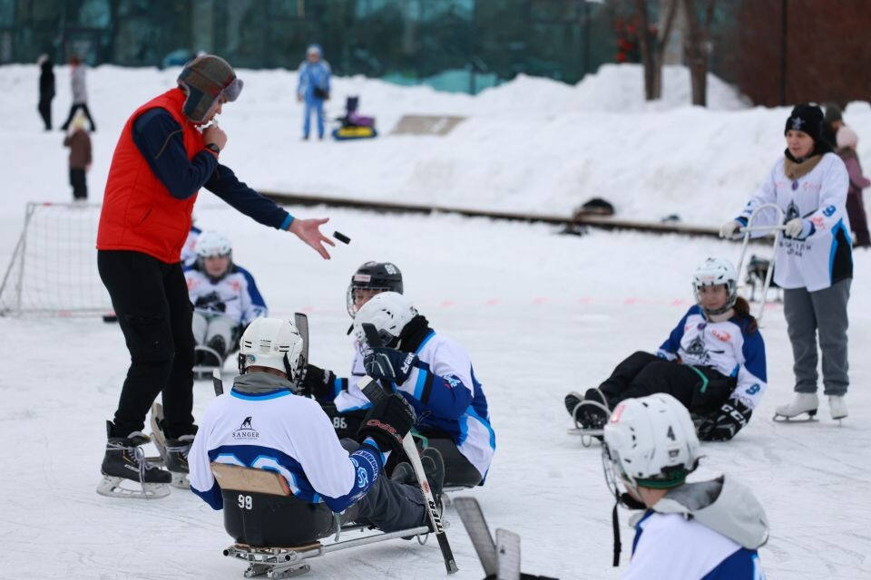    День зимних адаптивных видов спорта, парк "Изумрудный", 9 февраля 2026. Источник: Олег Укладов