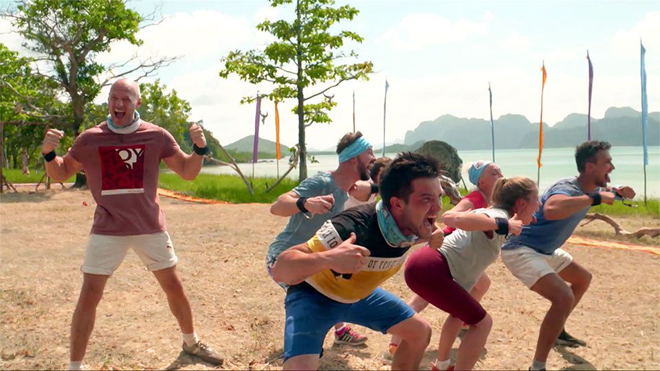 Это из «Последнего Героя». Не сдавайтесь, еще чуть чуть и финал).