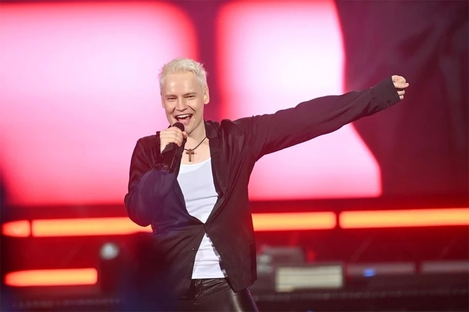    На концерте в Барнауле SHAMAN ответил на самые каверзные вопросы Евгения ГУСЕВА