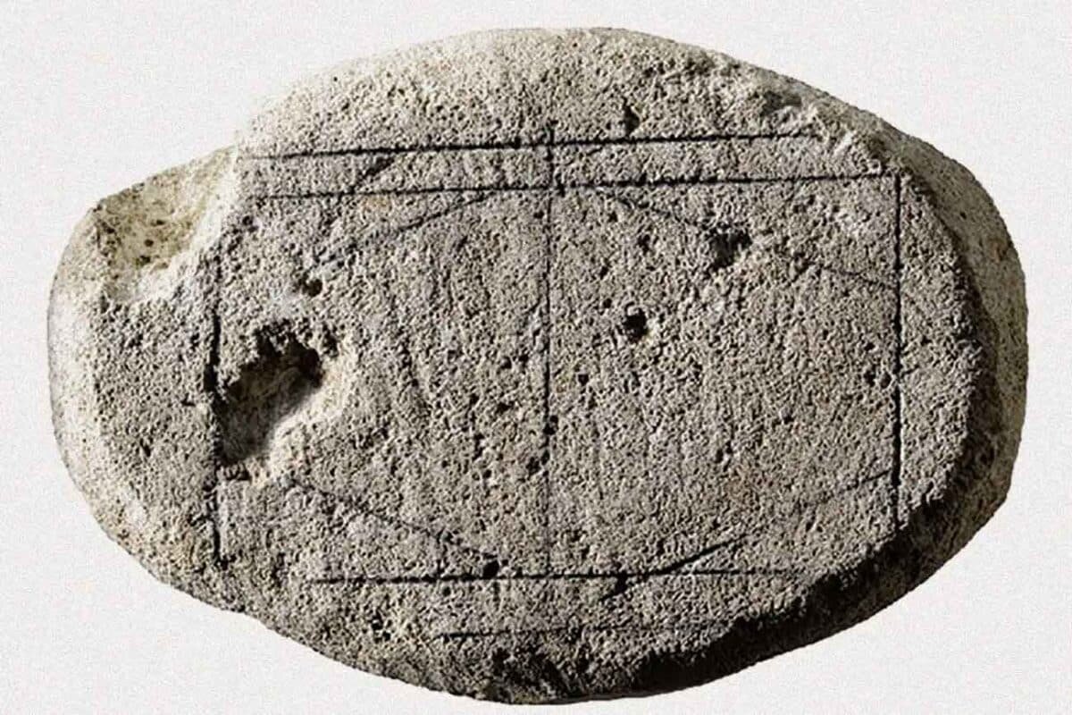    Вероятное игровое поле, созданное в Древнем Риме / © Het Romeins Museum