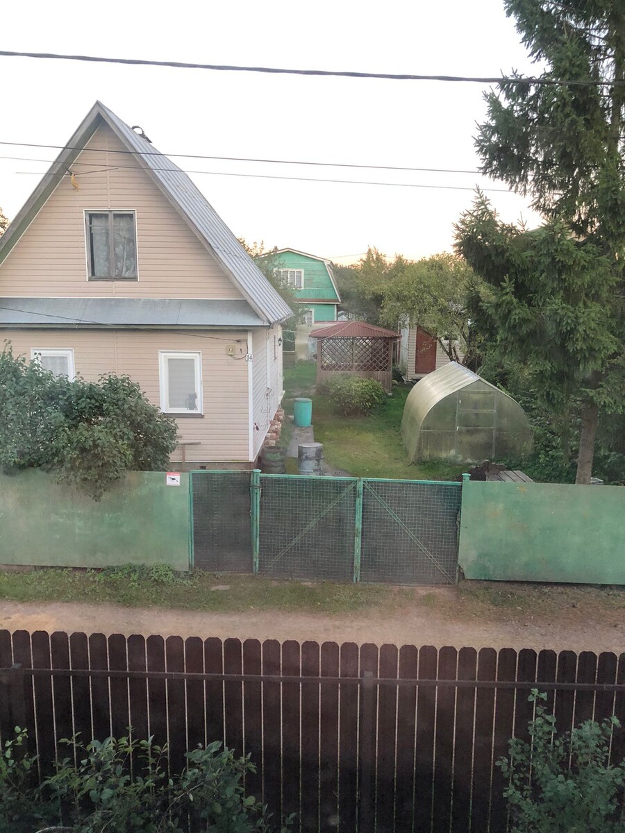 Моя дача с камеры соседей. Фото автора.