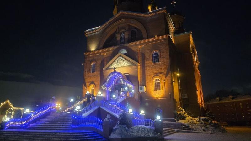 Вселенская родительская суббота-2026: кого поминать и как правильно это делать