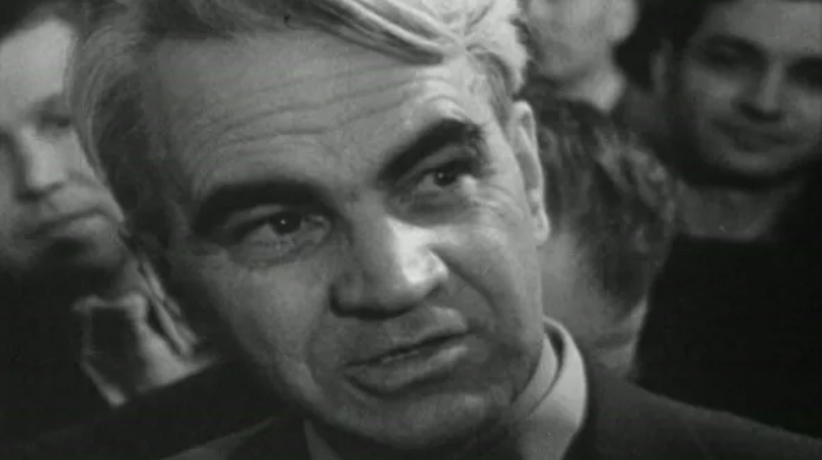    В 1938 году Келдыш стал доктором физико-математических наук и вошёл в научно-технический, а затем и в учёный совет ЦАГИ. Он успешно решил ряд проблем, связанных с вибрацией в области самолётостроения. Его работы оказали серьёзное влияние на дальнейшее развитие советской авиации, в том числе военной / РИА Новости