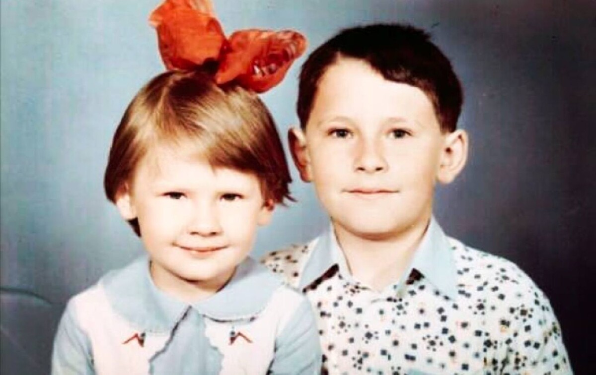 Тимур Батрутдинов с сестрой (фото: Instagram* / @timurbatrutdinov)📷
