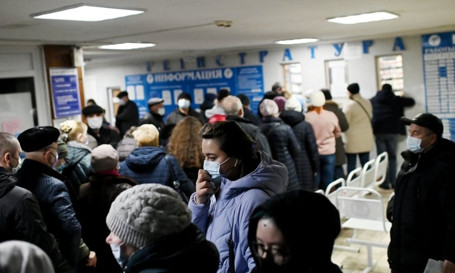 Как уговорить родственников ходить к врачам и лечиться