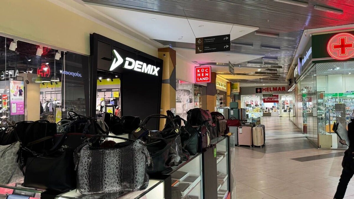    Прогулка по ТЦ «Мега Гринн»   София Булах / bel.ru