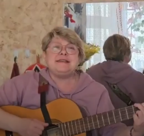 Переделки песен на 8 марта №1