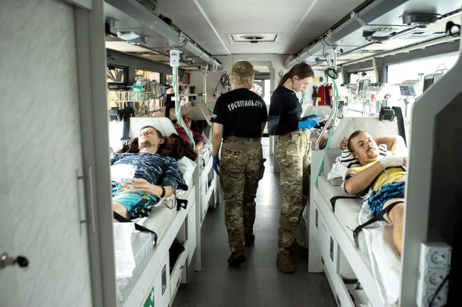    Социальные сети