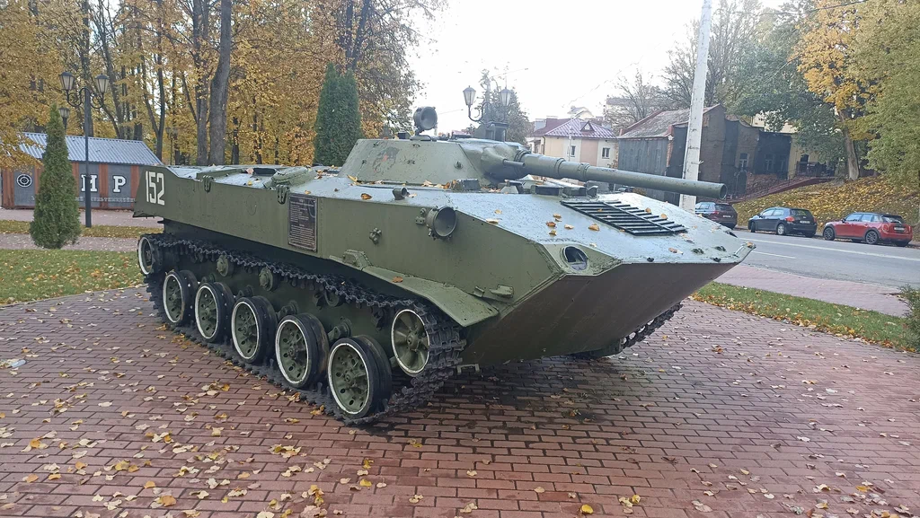 БМД-1, несмотря на все свои достоинства, имела слишком маленькое десантное отделение. Фотография в свободном доступе.