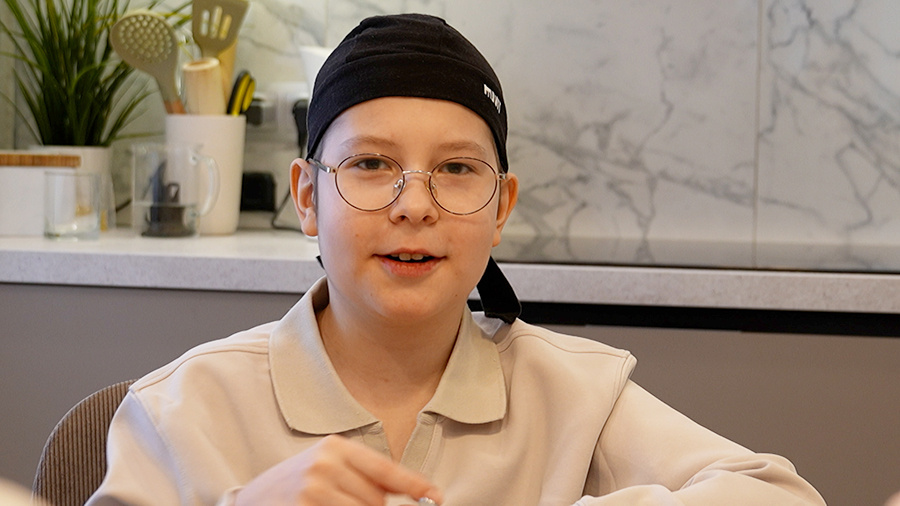 Единственная надежда: Зрители ТВЦ собирают средства на лечение Арсения Патрушина