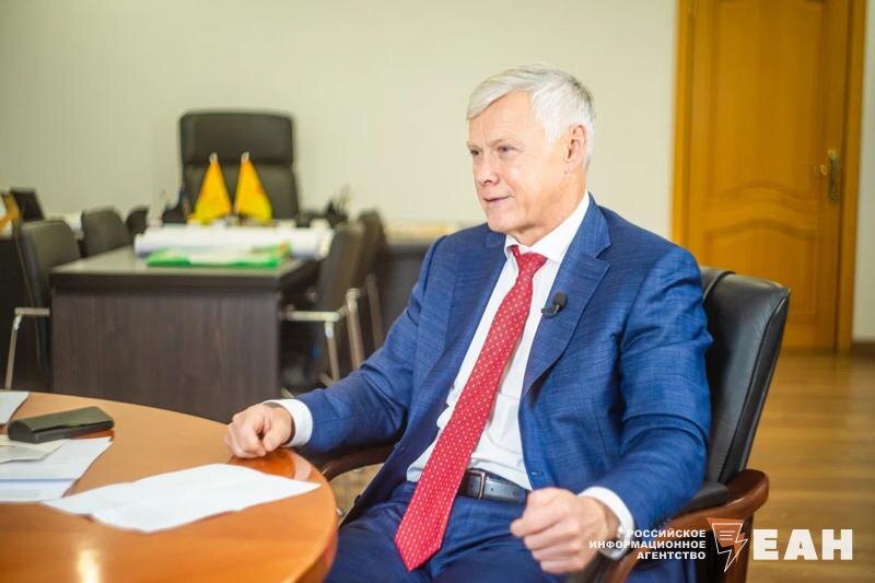    ЕАН. Валерий Гартунг