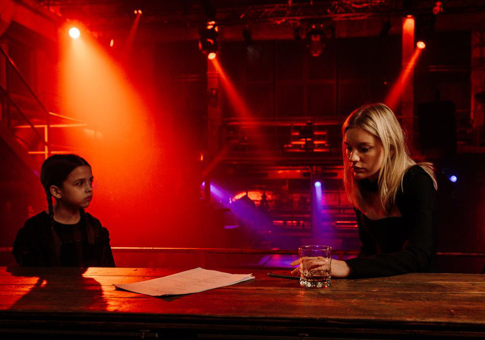 Вера Островская и Лена Тронина в сериале "Аврора"