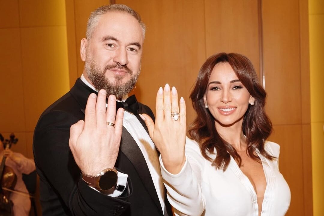     «Весело погуляем на вашей свадьбе!»: Эвелина Бледанс, Наташа Королёва и другие звезды поздравили Анфису Чехову