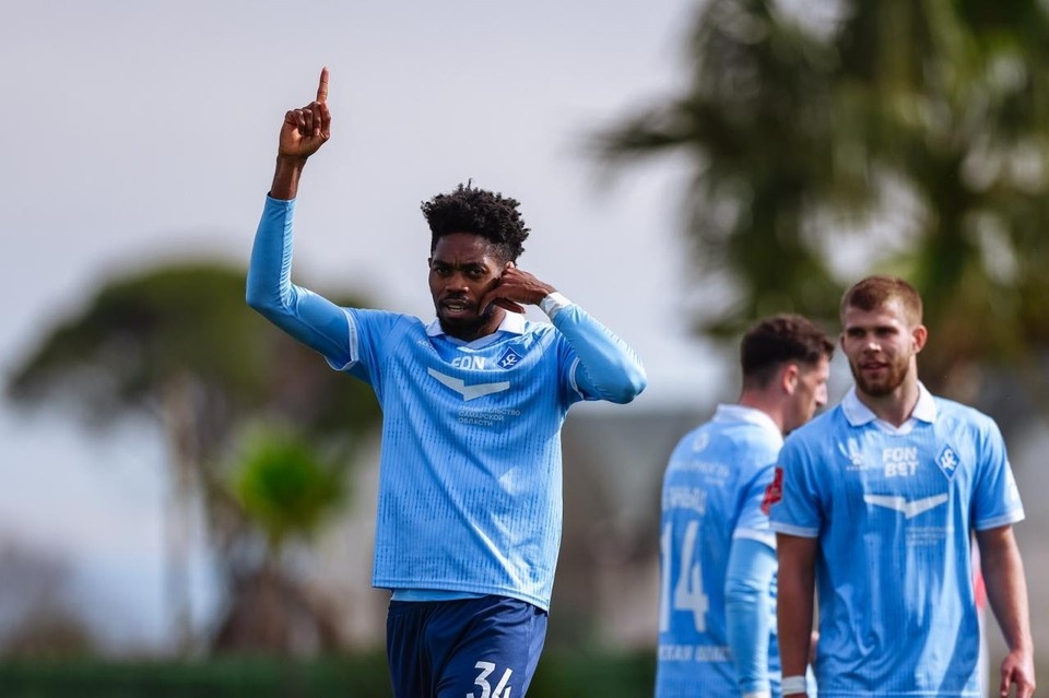    В первой игре дня «Крылья Советов» одержали победу, Чинеду забил первый мяч за самарцев Сайт ПФК "Крылья Советов"