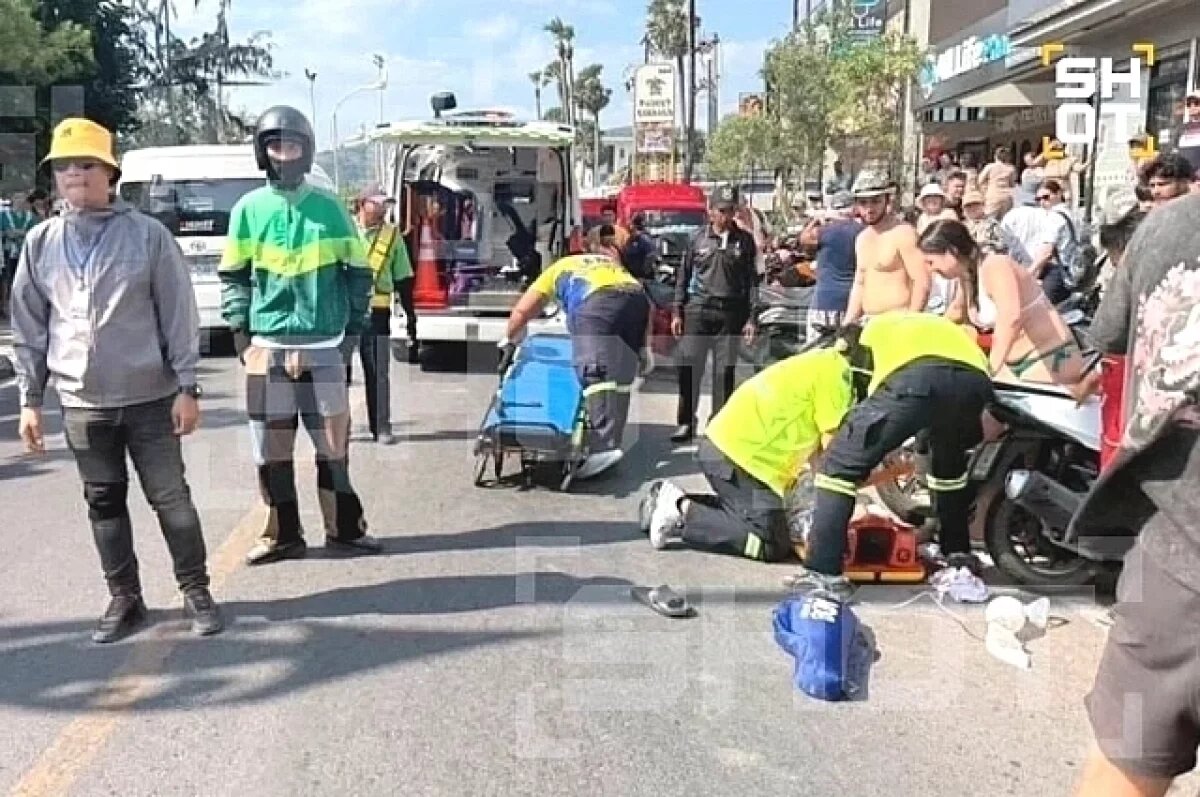    Въехал на полном ходу.