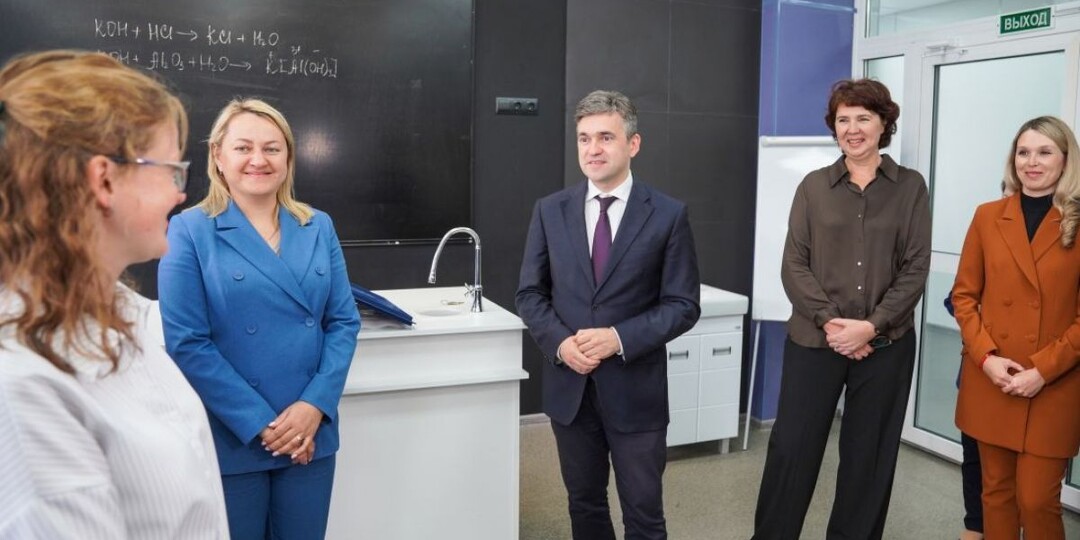 👀 Визуальный имидж власти: как костюм влияет на восприятие губернаторов