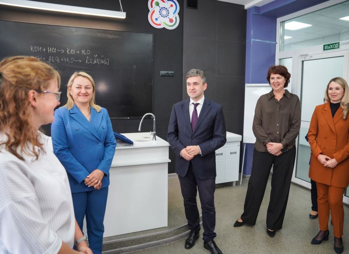 Аутсайдер рейтинга - губернатор Ивановской области Станислав Воскресенский