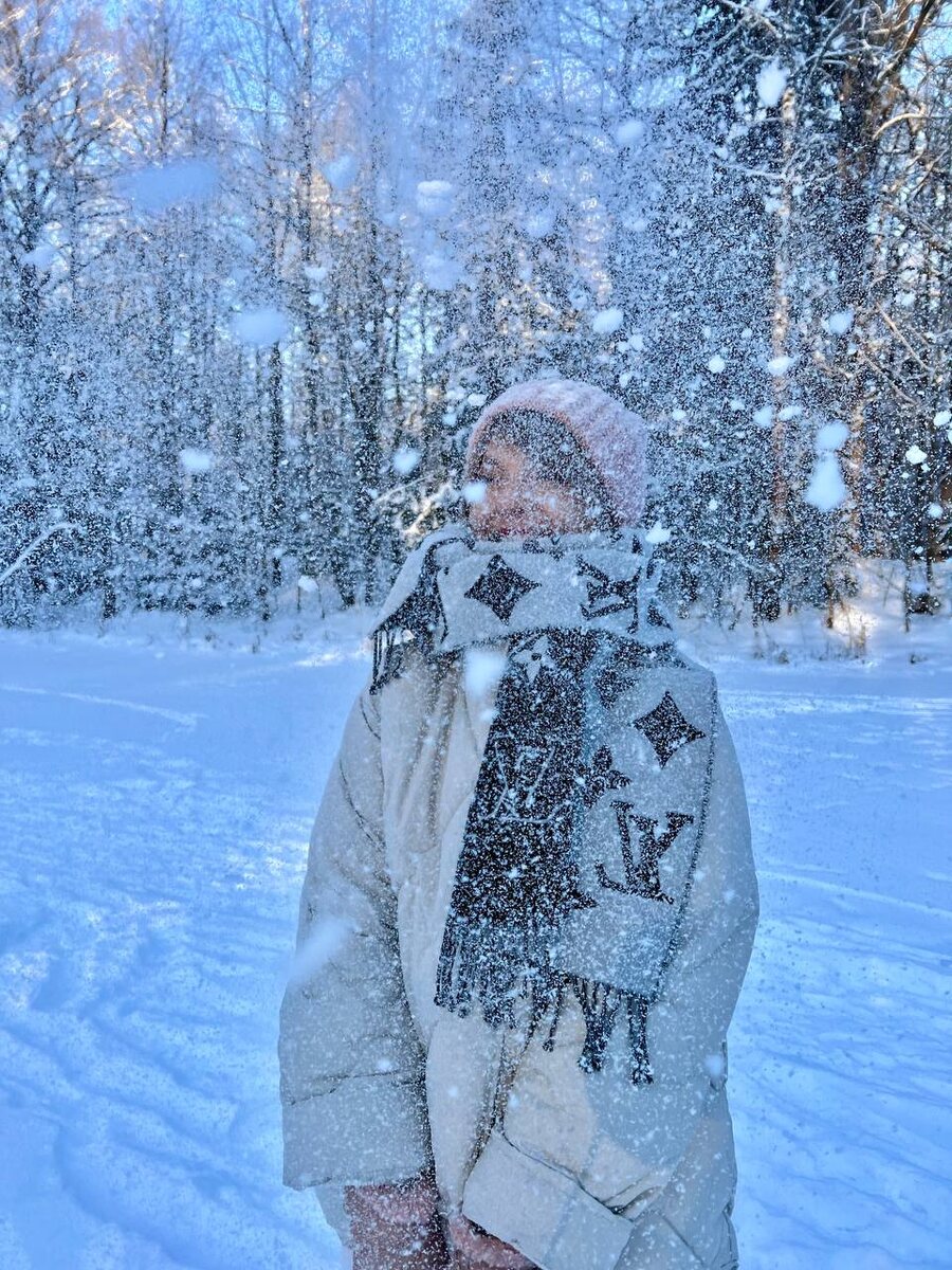 На фото: 
ведущая прогноза погоды на канале "Россия 1" Виктория Черникова