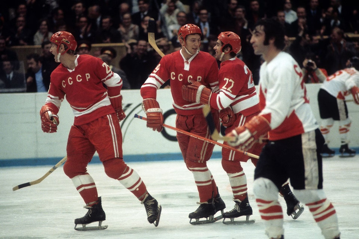 Хоккей в СССР