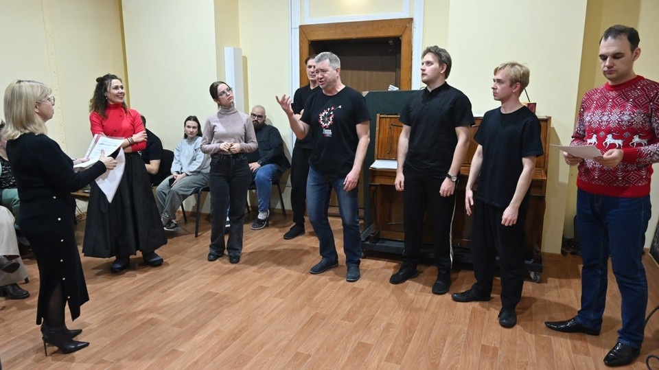    Артисты Донецкой муздрамы готовят спектакль «Донна Роза». Фото: Минкультуры ДНР