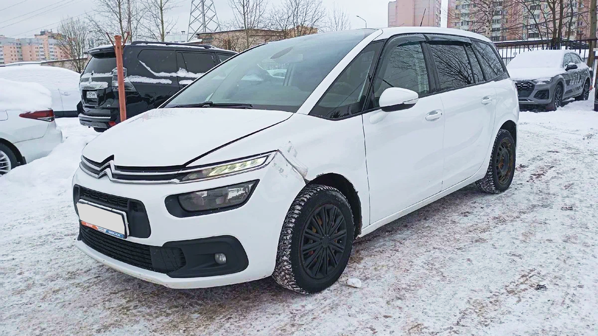 Grand и обычная версии