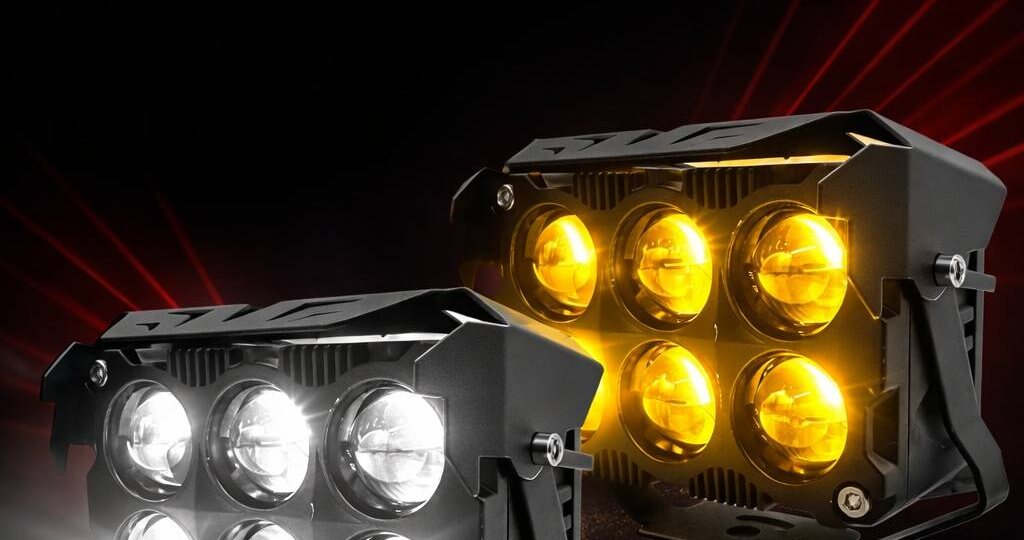 Фары с 6 линзами и переключением между белым и желтым светом