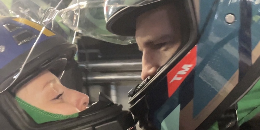 Что подарить на 23 февраля и куда сходить в Екатеринбурге