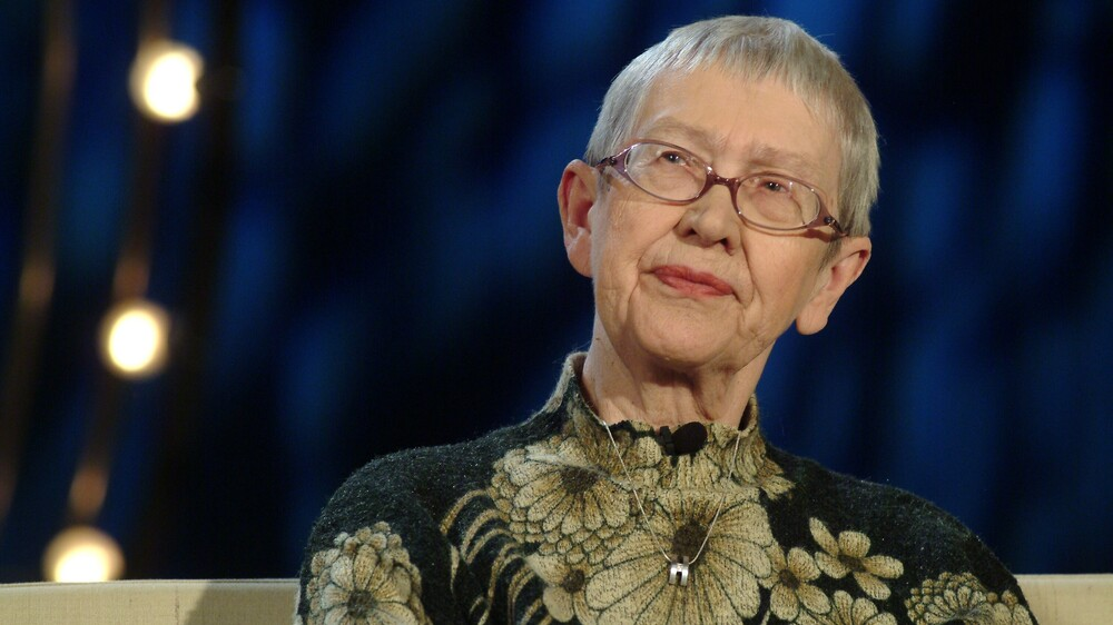 kino-teatr.ru https://www.kino-teatr.ru/kino/screenwriter/sov/280748/bio/