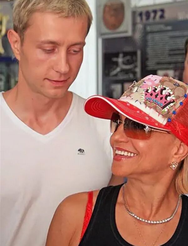 Ричард Борткевич с матерью.